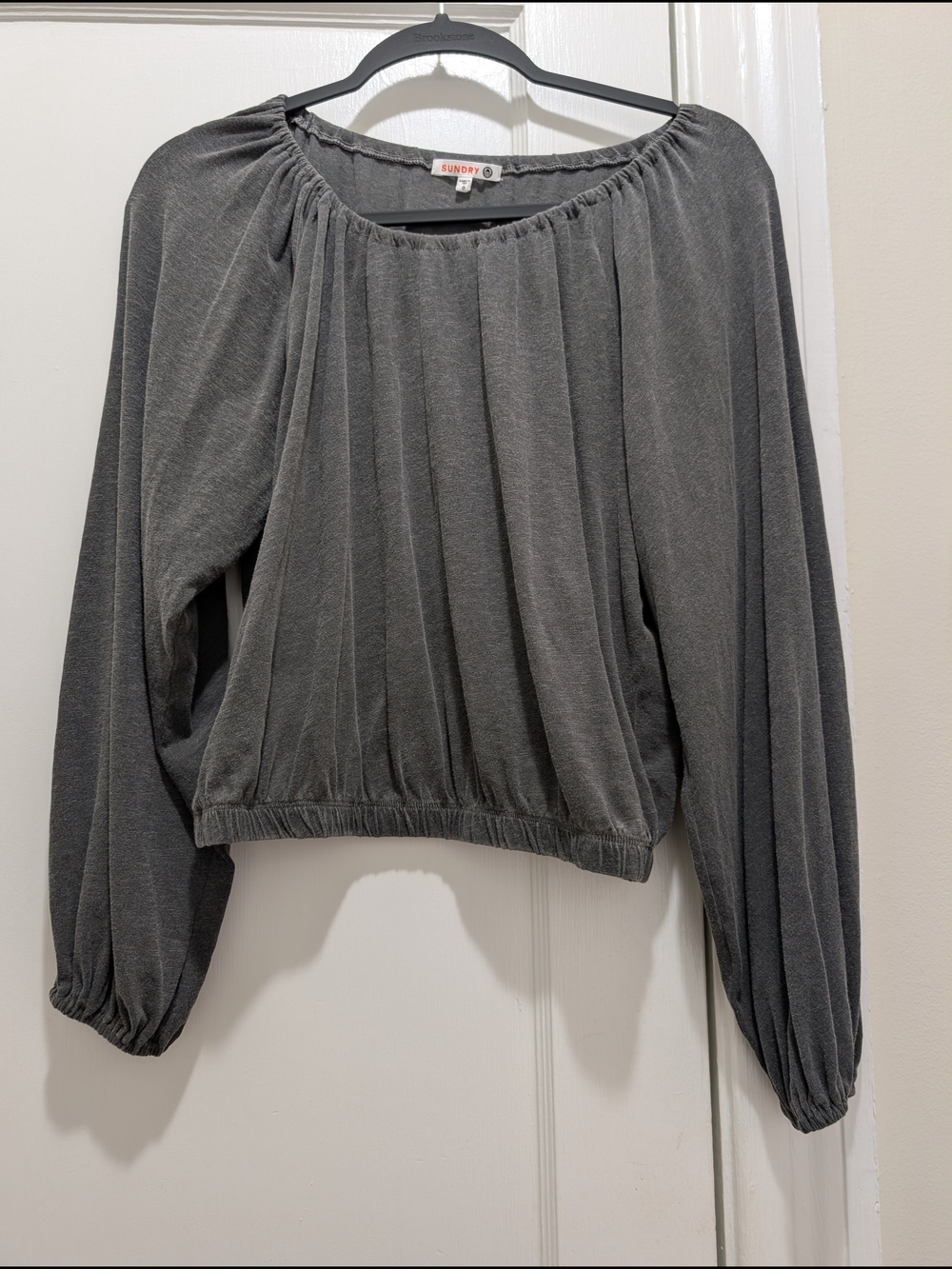 NWT Sundry Slate Gray Cropped Peasant Top